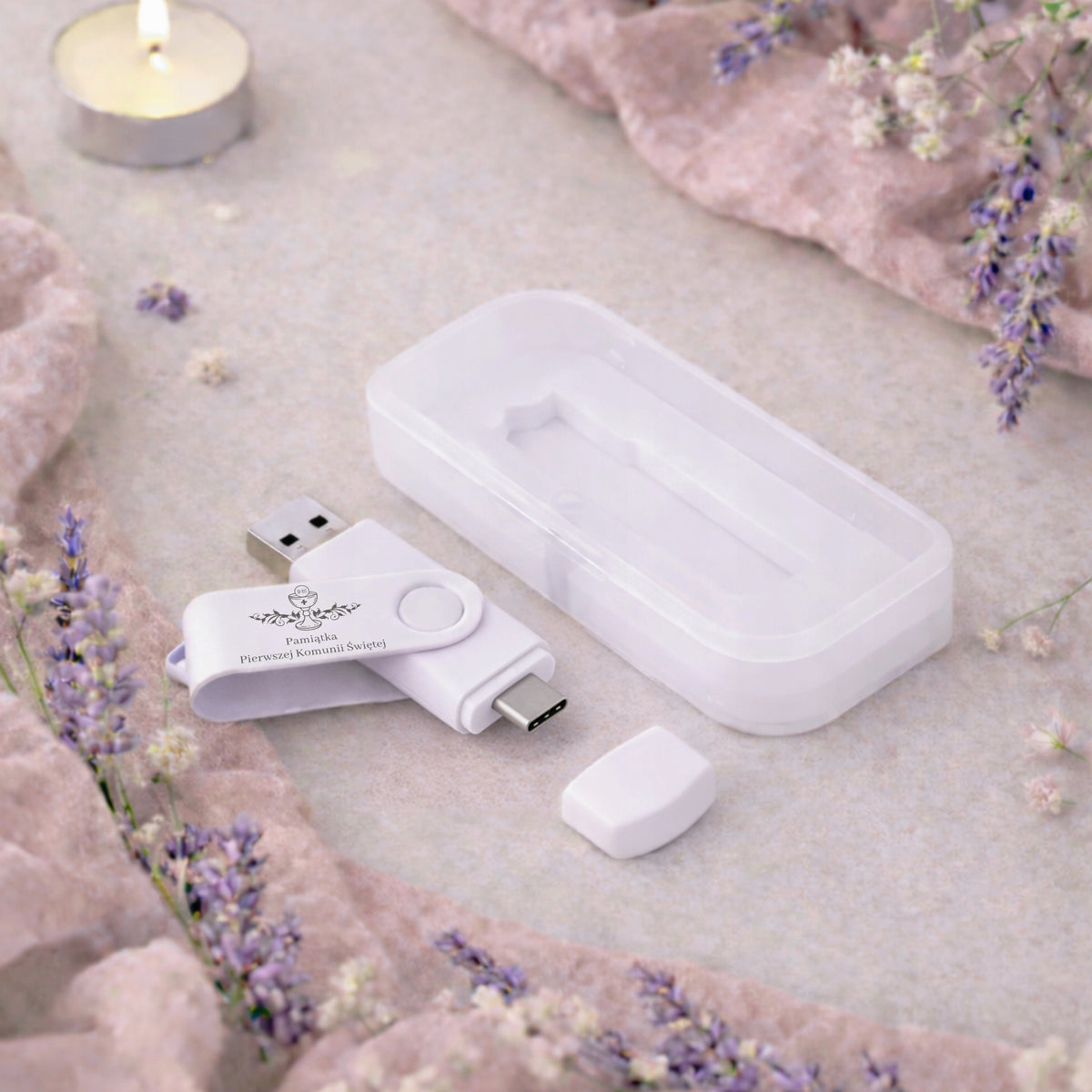 Pendrive for Communion and Holy Communion 8 GB 2.0 USB-C Communion ENGRAVING + BOX Manufacturer code DS-0105 + DS-P11 TWISTER usb-c 8 gb usb 2.0