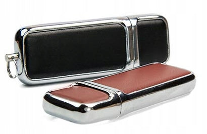 32 GB+Graver Leather Flash Drive! For Gift OCCASION!
