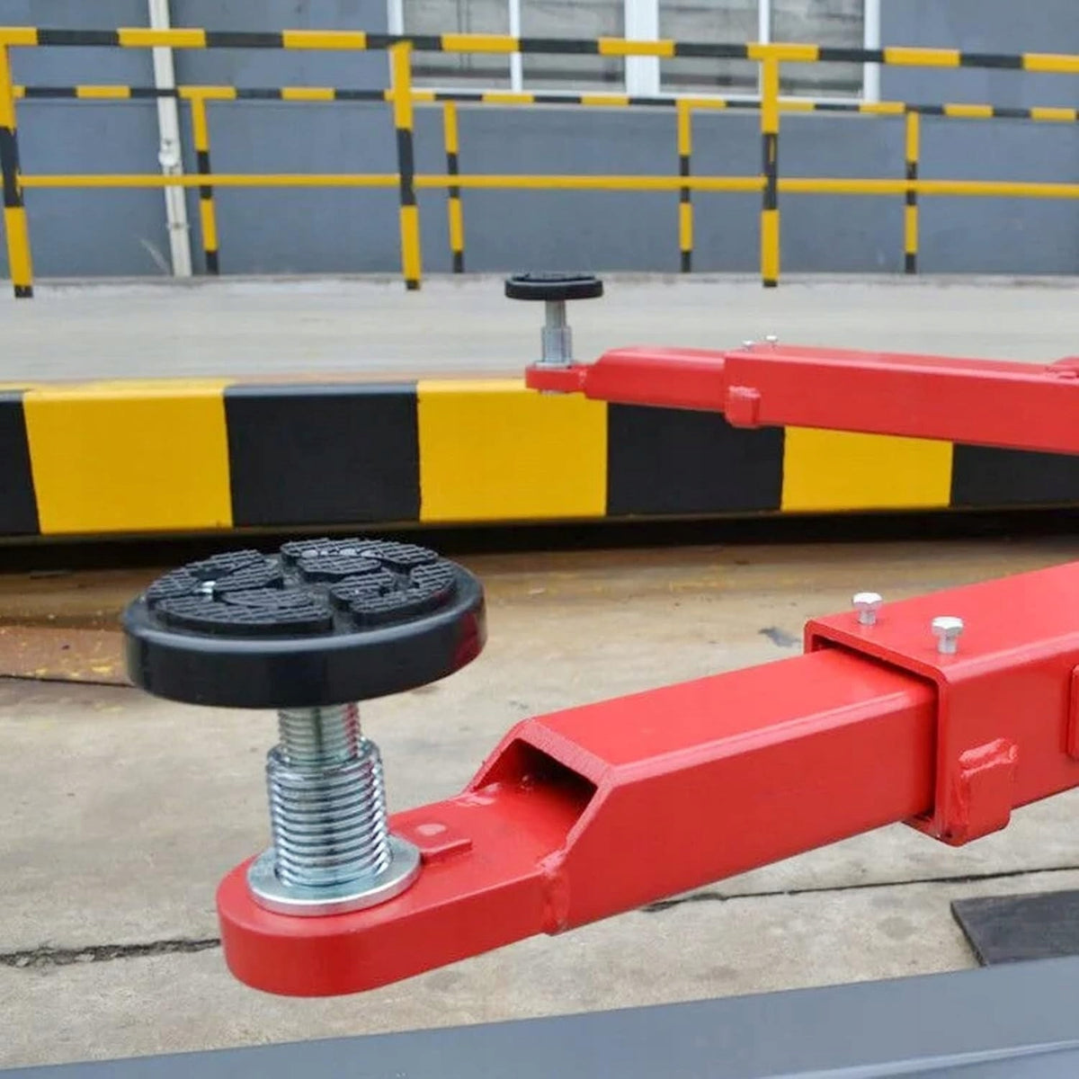 ADJUSTABLE PAW FOR LIFT RUBBER STAND FOR TWO-COLUMN LIFT Brand no brand