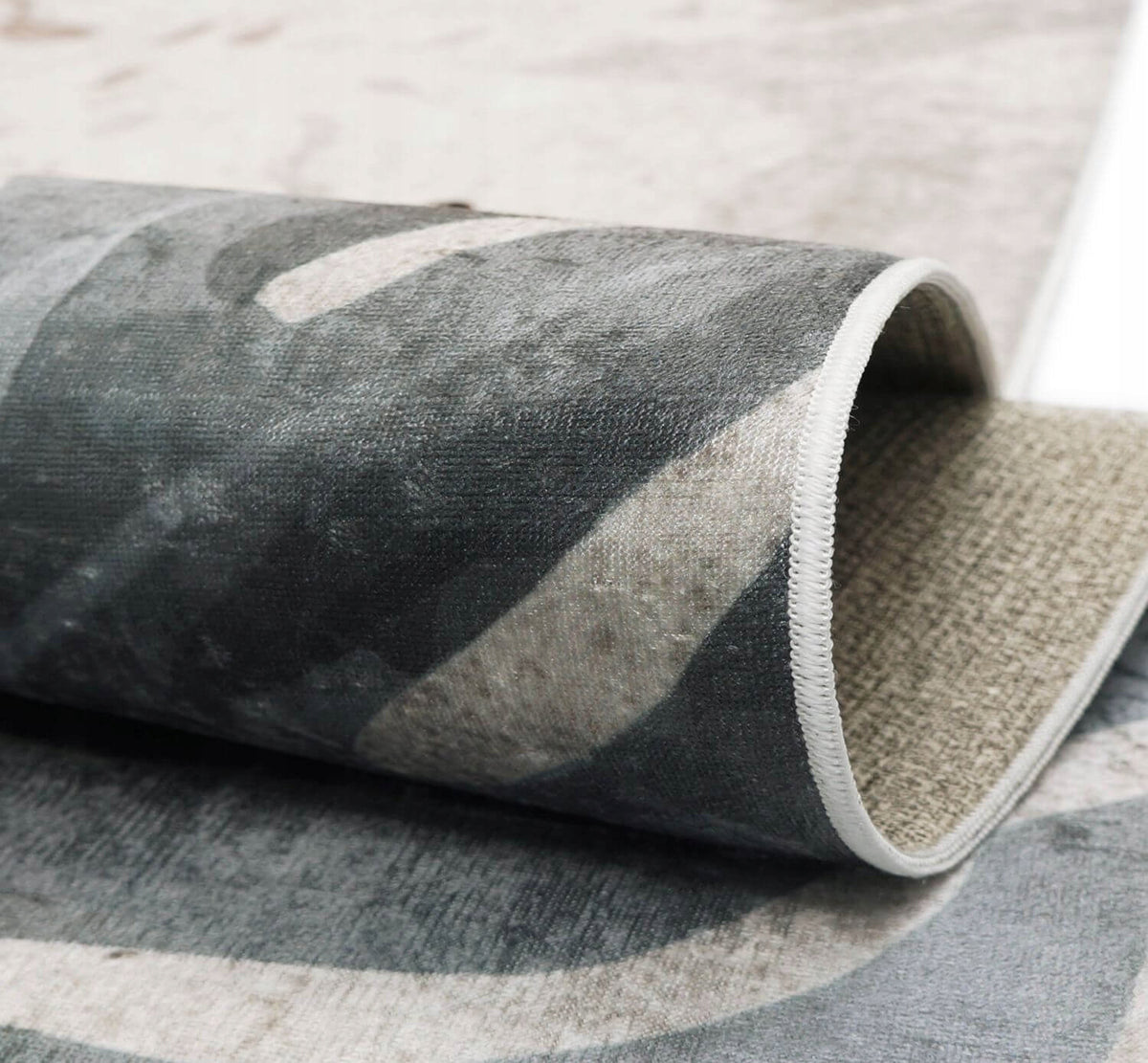 ANTI-SLIP CARPET FASHIONABLE MODERN LOFT FOR THE LIVING ROOM 60X100 Packaging status original