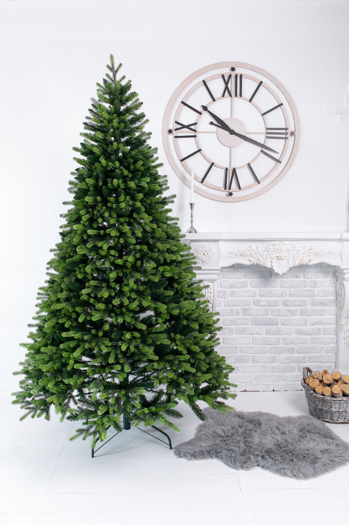 ARTIFICIAL CARPATHIAN CHRISTMAS TREE PE + PVC 230 CM, BRIGHT TIPS, REALISTIC Packaging status original