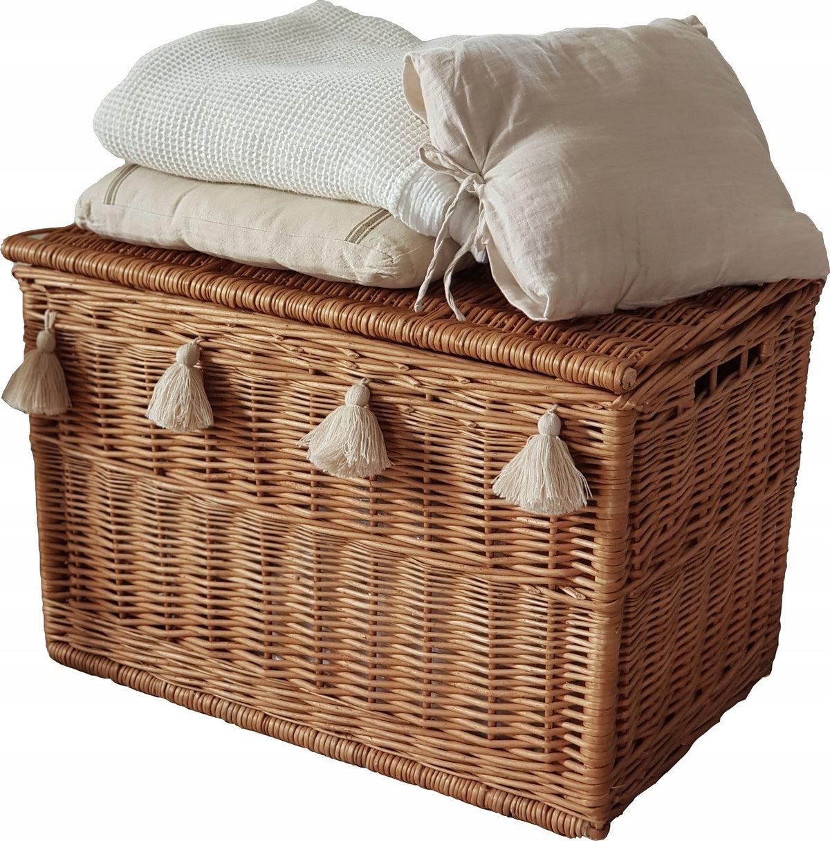 BASKET TRUNK WICKER CHEST NATURAL TASSELS