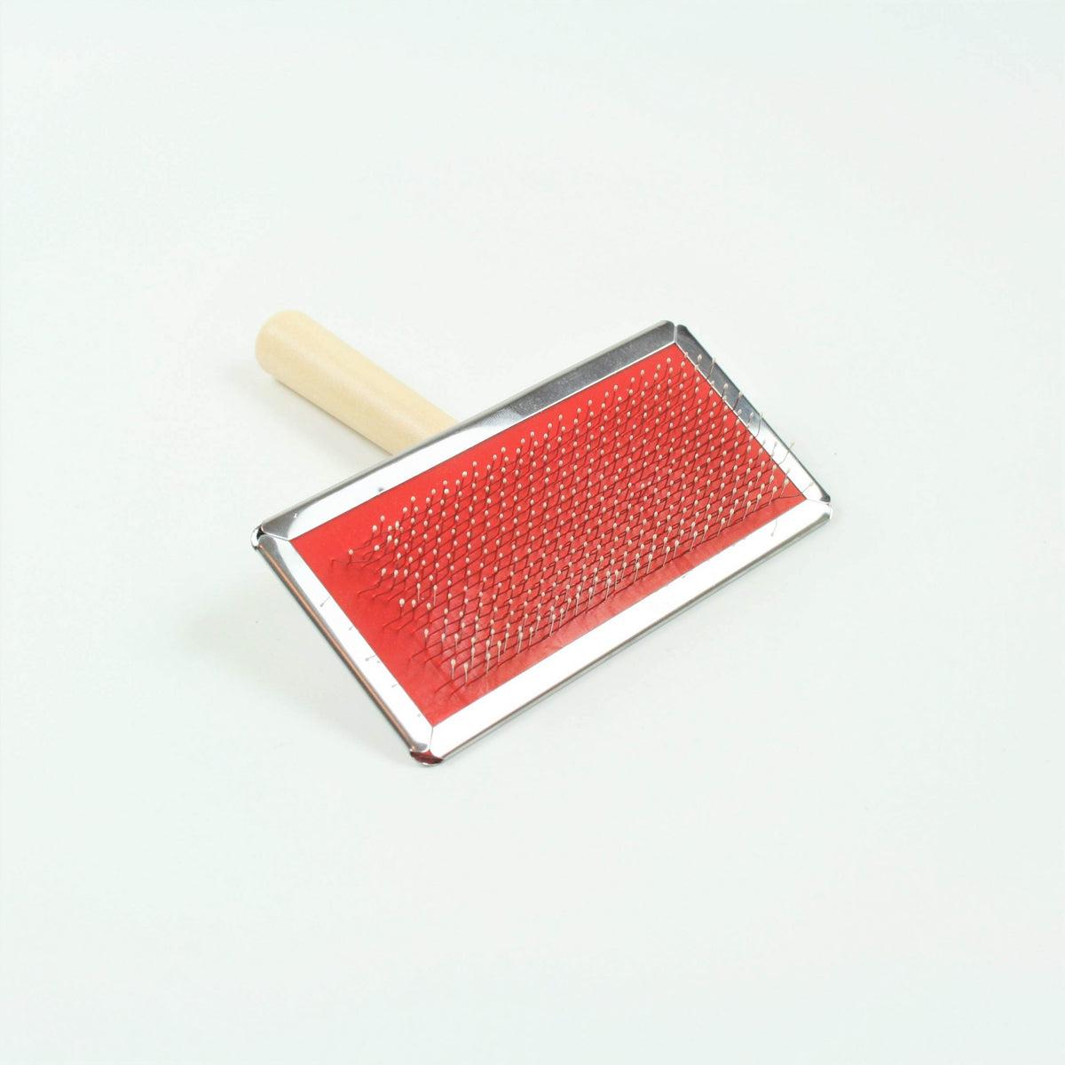 BRUSH FOR COMBING PET HAIR