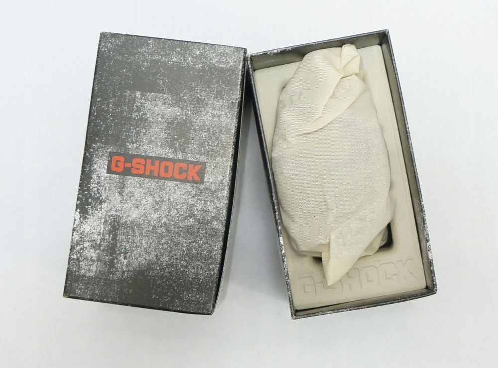 Casio DW-5600UE-1ER G-SHOCK Packaging status original