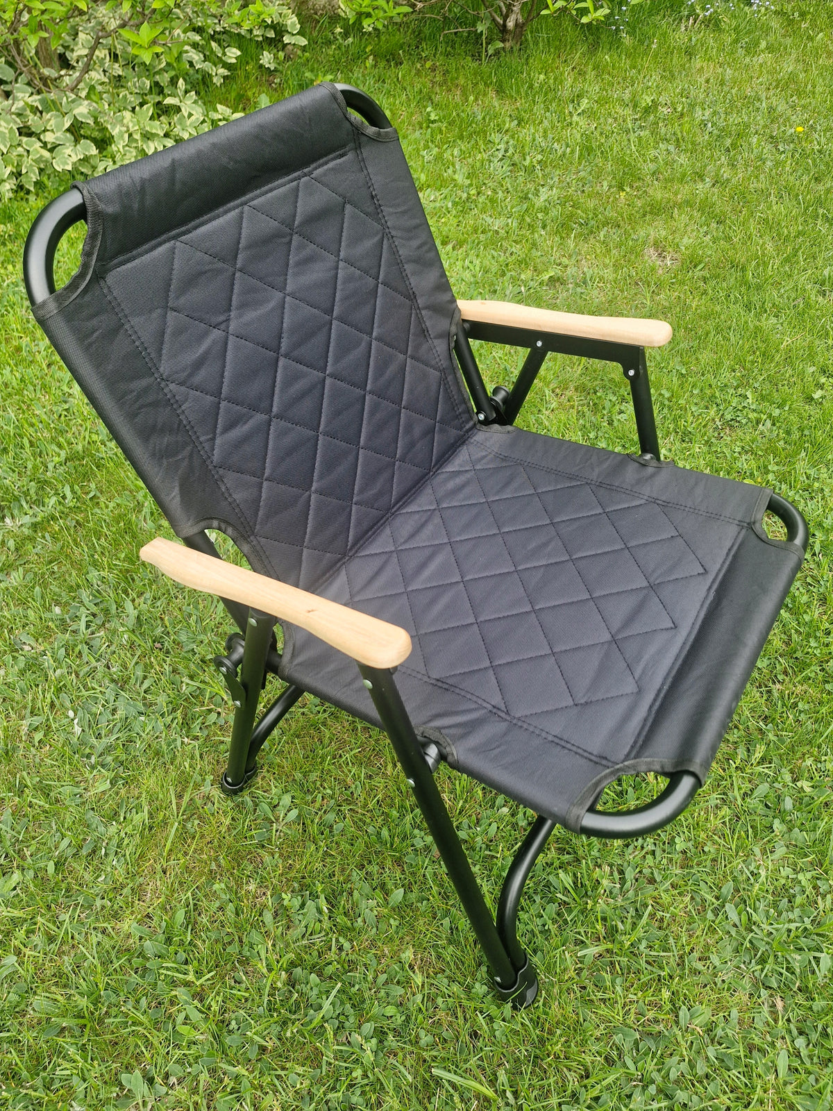 HIKING CHAIR FOLDING ARMCHAIR BEACH CHAIR BLACK Packaging status original