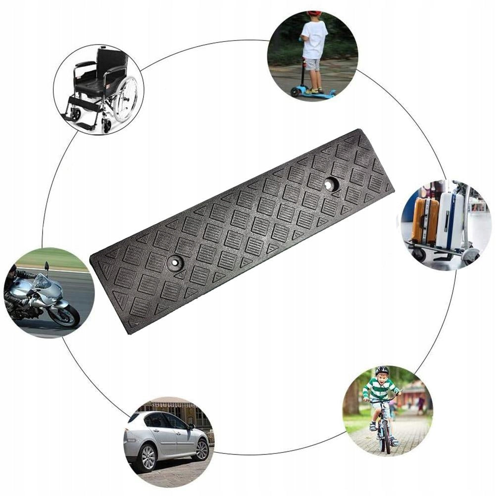 INRUN RAMPS CAR INRUNS WORKSHOP RAMP DRIVEWAY 50X13X3 CM Manufacturer code CY12DY27