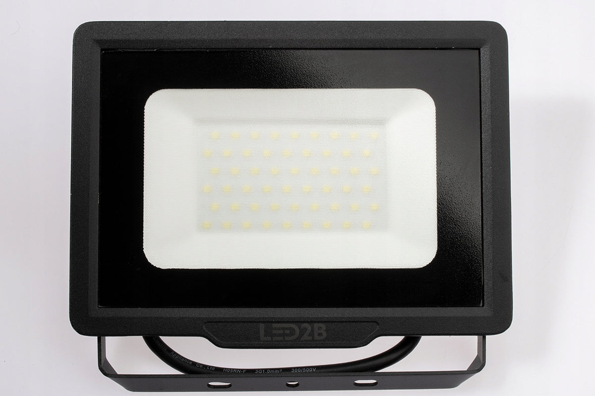 LED MH 50W BLACK 4000K LED2B Brand Kobi