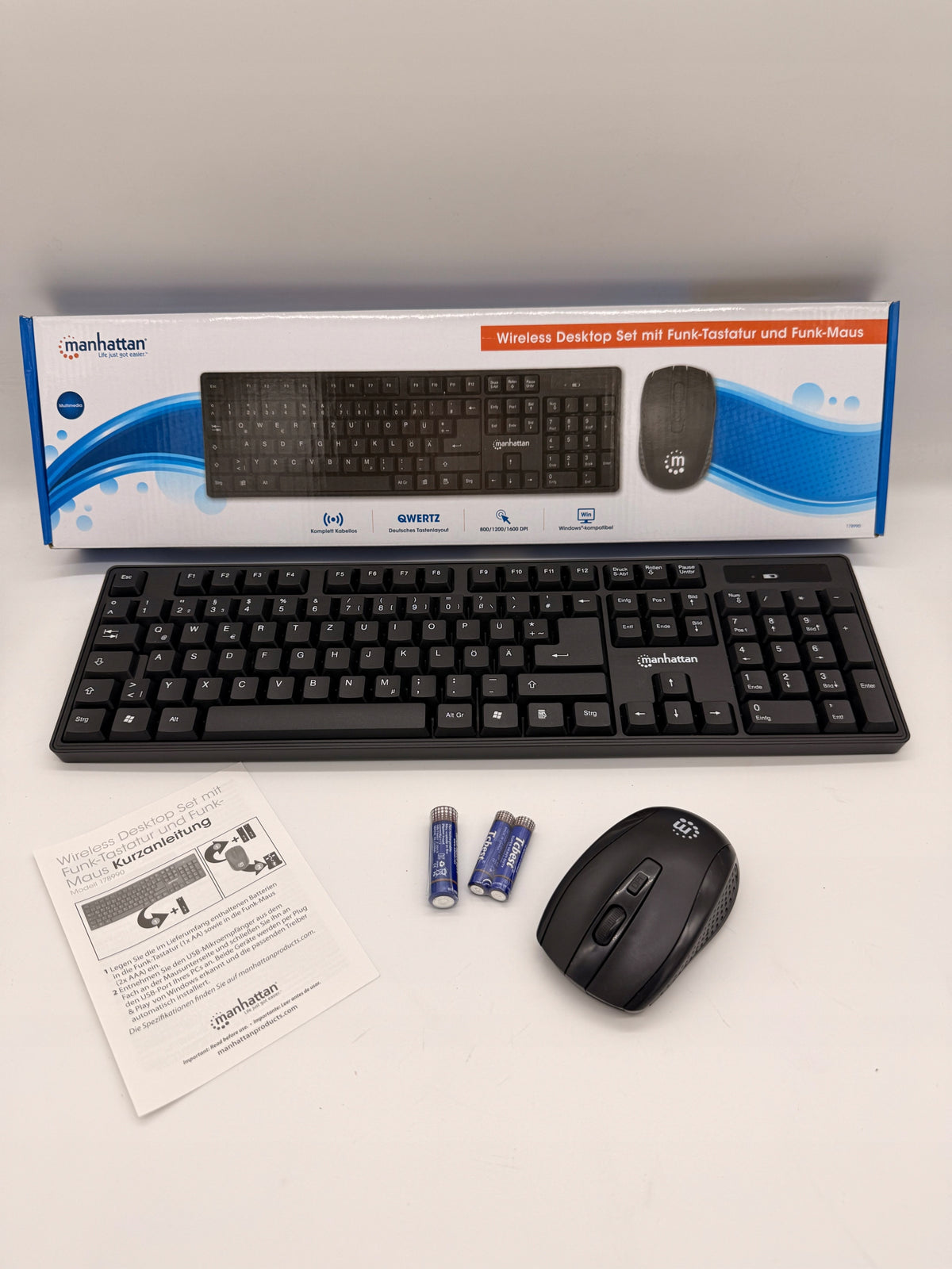 Manhattan Wireless Keyboard and Optical Mouse Set -GERMAN VERSION Manufacturer code 178990