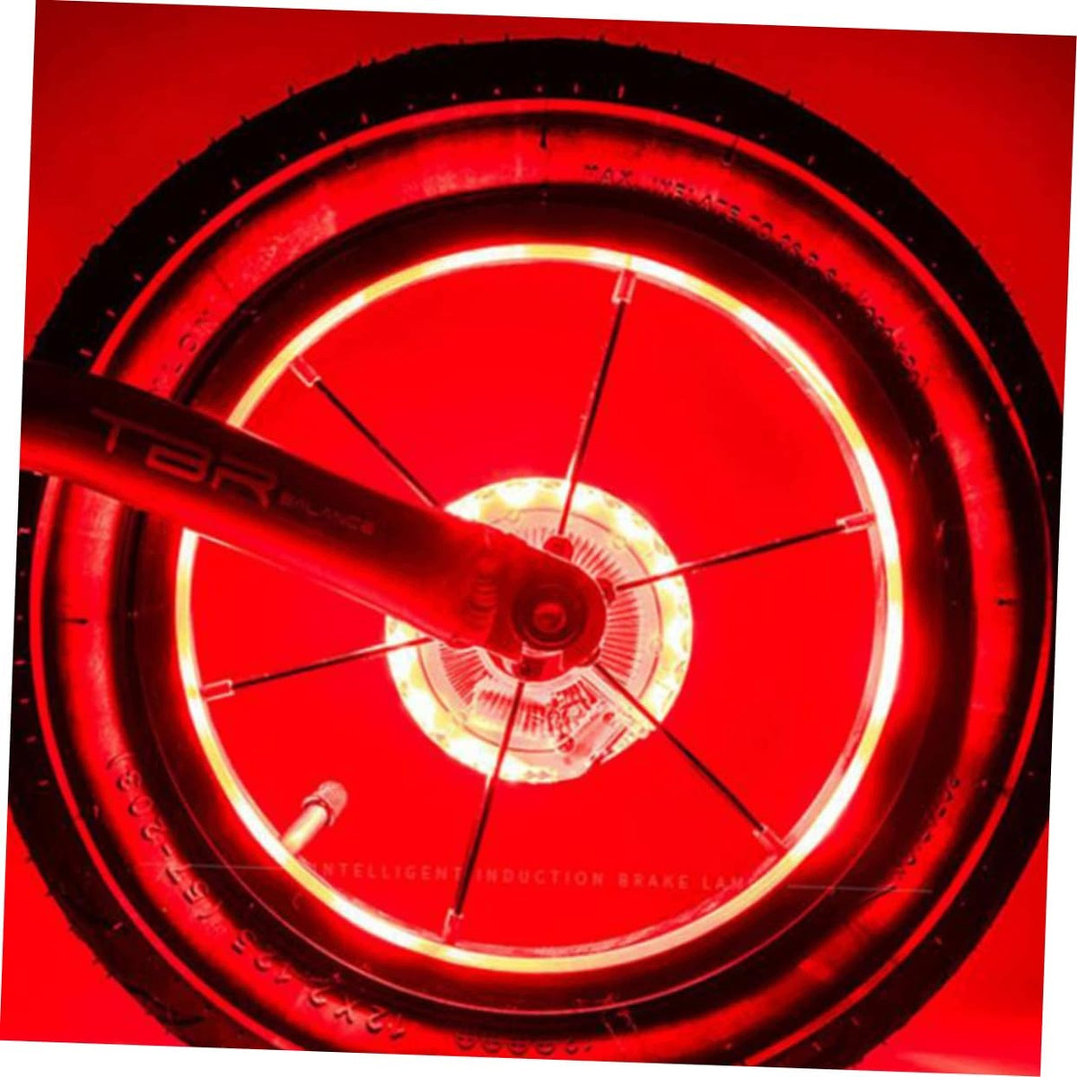 Rechargeable Bike Wheel Hub Lights, Waterproof LED Bicycle Light Packaging status original
