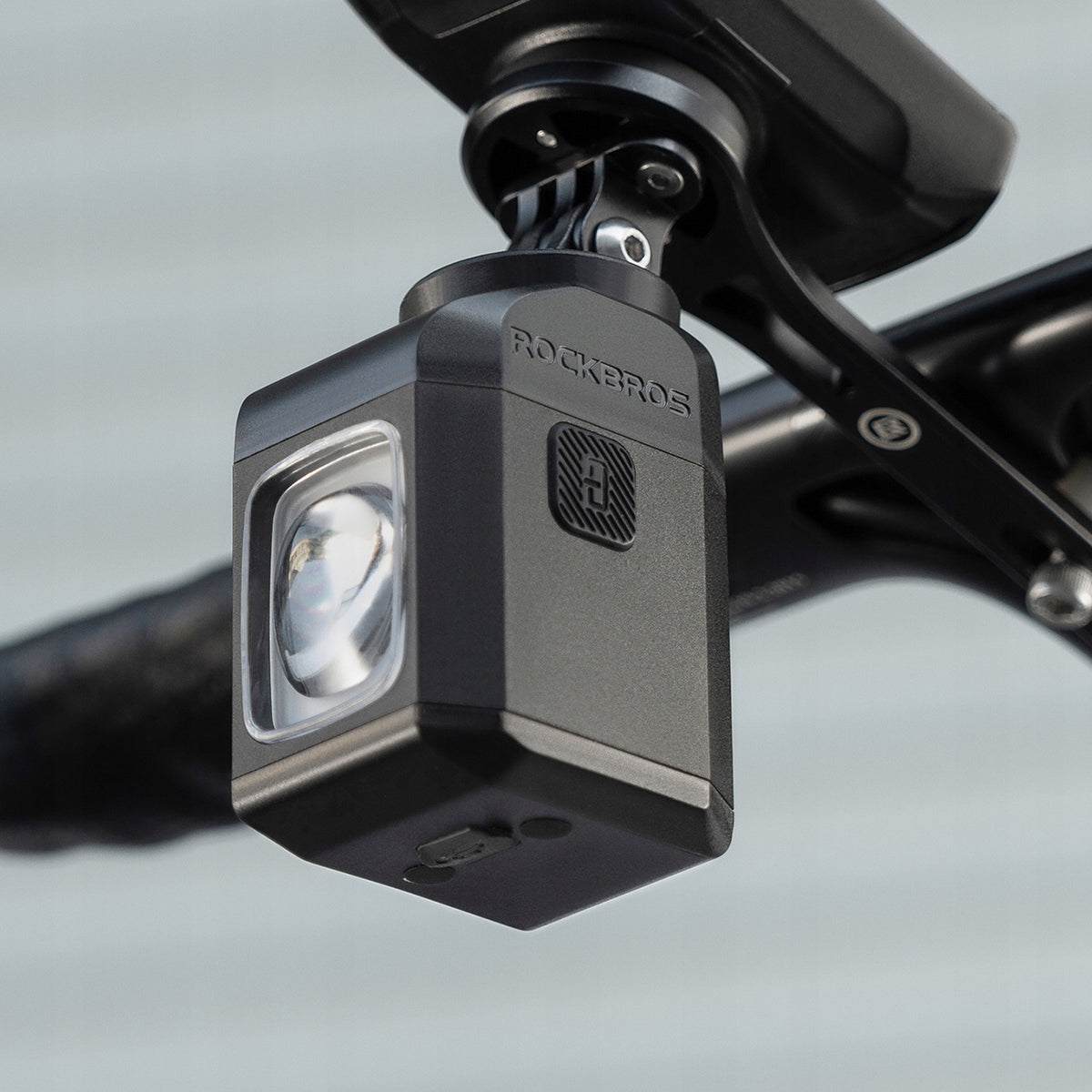 STRONG LED BICYCLE LIGHT 1600LM 4000MAH FRONT BATTERY ROCKBROS Manufacturer code 5907769386244
