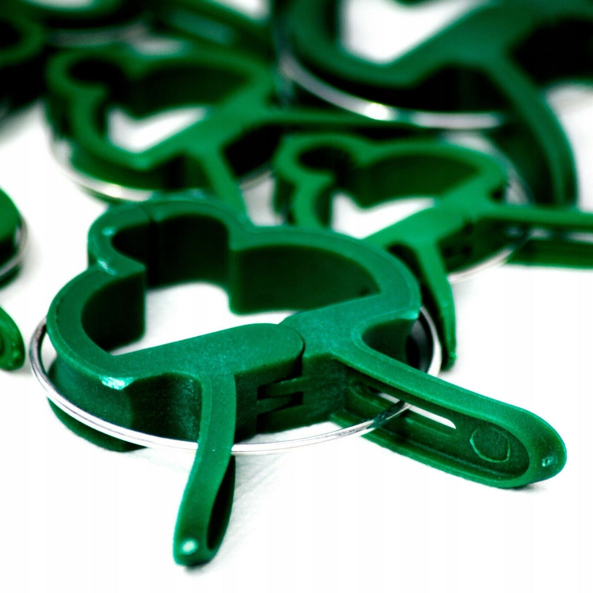 Tomato Plant Attachment Clips 2-Sizes TYK49