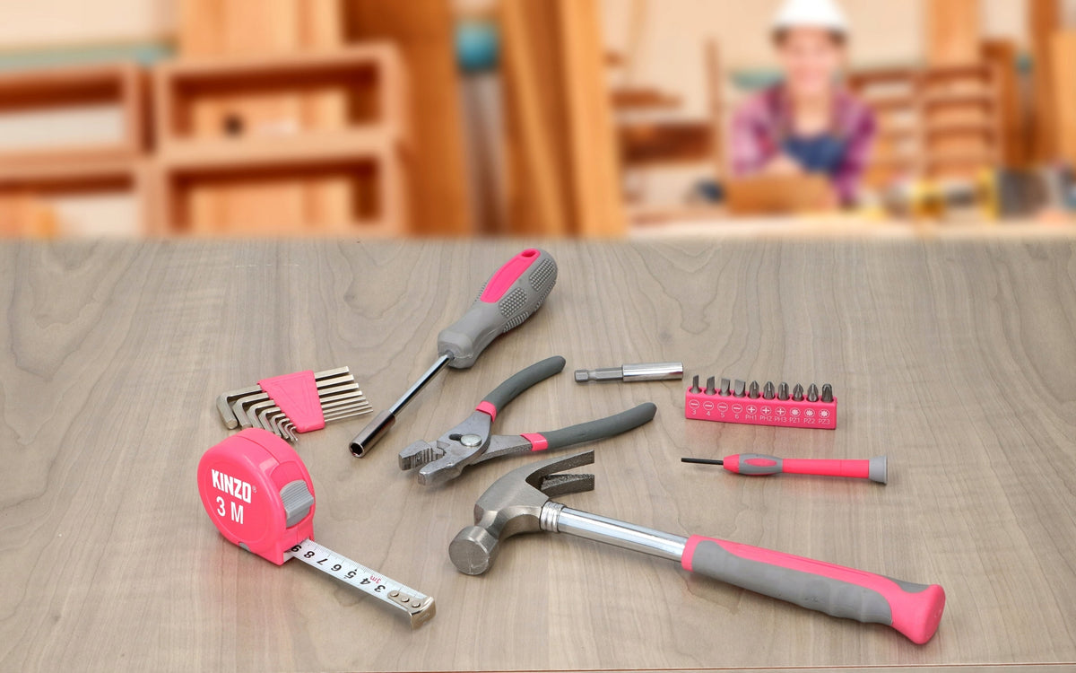 Tools in suitcase FOR WOMEN pink 39 elements Brand Kinzo