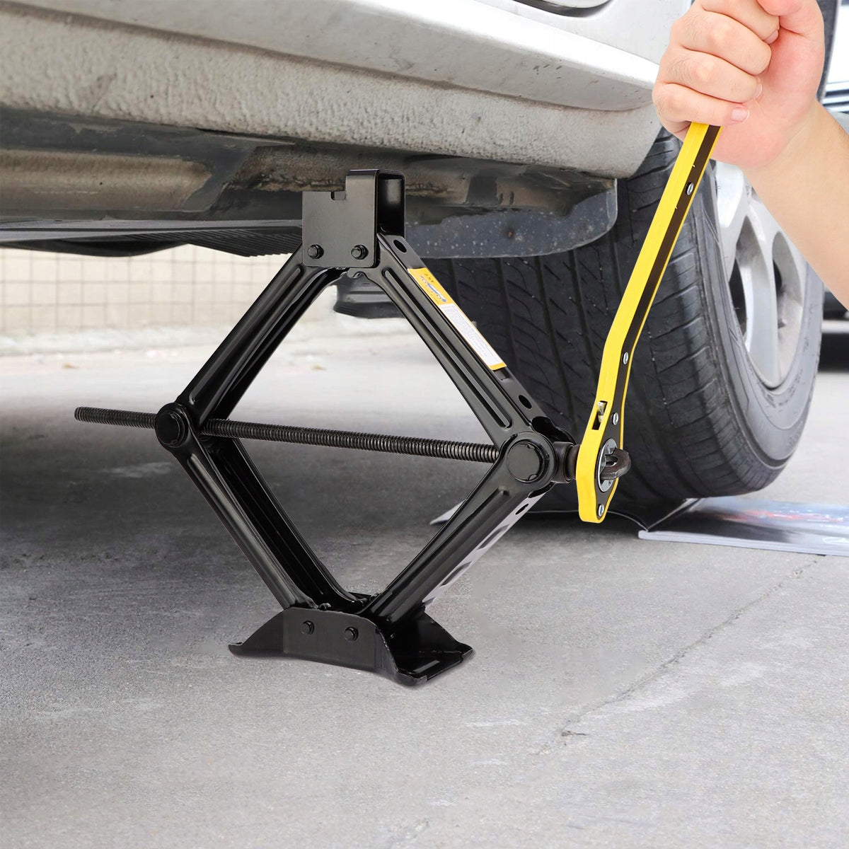Trapezoidal car lift 2.5T + RATCHET + LEVER Brand no brand