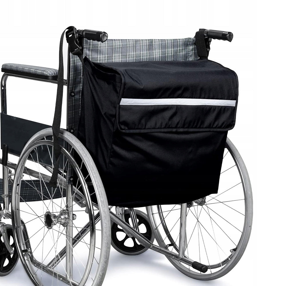 WHEELCHAIR BAG WITH A BREATHABLE CLOSURE SYSTEM